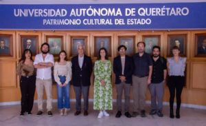 PRESENTAN SECULT Y UAQ LA PELÍCULA SIERRITA ROJA