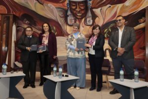 ASISTE TITULAR DE SEDEQ AL 6TO. INFORME DE LA UAQ