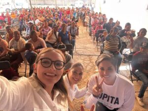 LUPITA PÉREZ MONTES, SE REÚNE CON MUJERES EMPRENDEDORAS DE SAN JOSÉ DEL JAGÜEY.