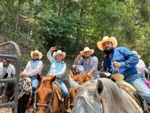 SONIA PONCE AGRADECE LA INVITACIÓN A LA CABALGATA AGUA ZARCA 2024