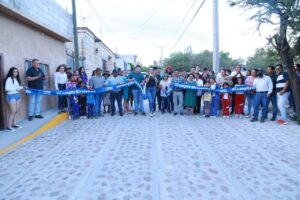 LUPITA PÉREZ ENTREGA LA REHABILITACIÓN DE LA CALLE JACARANDAS, EN BARRIO NUEVO, BERNAL.
