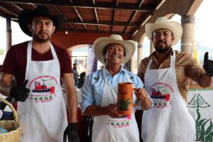 ALISTAN FERIA DE LA BARBACOA Y EL PULQUE EN BOYÉ