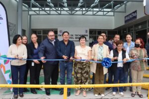 INAUGURA MIGUEL MARTÍNEZ TECHUMBRE EN ÁREA DE URGENCIAS DEL HOSPITAL REGIONAL DE CADEREYTA