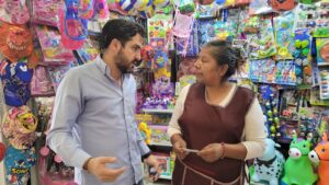 VISITA AGUSTÍN DORANTES EL MERCADO BENITO JUÁREZ DE SAN JUAN DEL RÍO