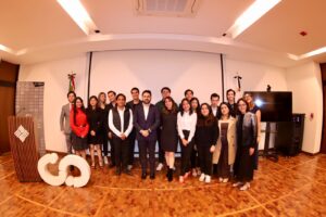 AGUSTÍN DORANTES EN EL ENCUENTRO DE LÍDERES DE ACCIÓN POSITIVA DE LA UNIVERSIDAD ANÁHUAC