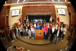 MÁS DE 2 MIL QUERETANOS HAN VISITADO EL SENADO DE LA REPÚBLICA