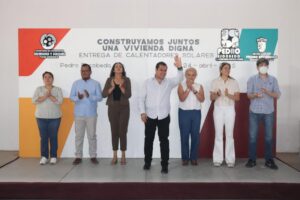 SEGUNDA ENTREGA DE CALENTADORES SOLARES EN PEDRO ESCOBEDO