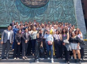 PRESIDENTE MUNICIPAL DE AMEALCO OSCAR PÉREZ MARTÍNEZ , ASISTIÓ A LA CÁMARA DE DIPUTADOS