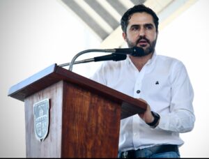UNIDAD FRENTE A LOS RETOS ECONÓMICOS DEL PAÍS: AGUSTÍN DORANTES