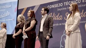 MAGISTERIO QUERETANO, EJEMPLO DE MEJORA CONSTANTE POR SUS ALUMNOS: AGUSTÍN DORANTES