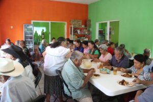 LA PRESIDENTA MUNICIPAL ANA KAREN JIMÉNEZ ASISTIÓ A LA INAUGURACIÓN DEL COMEDOR PARA PERSONAS ADULTAS MAYORES EN LAS INSTALACIONES DEL DIF MUNICIPAL.