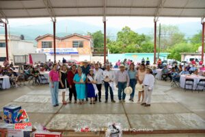 ARROYO SECO ELIGE A SU REY Y REINA DE LOS ABUELITOS