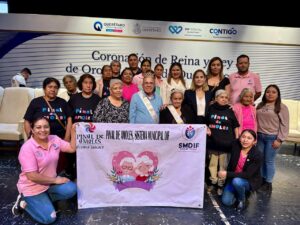 ABUELOS DE PINAL DE AMOLES CORONACIÓN DE LA REINA Y EL REY DE ORO EN LA CIUDAD DE QUERÉTARO, EVENTO ENCABEZADO POR CAR HERRERA DE KURI