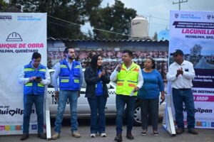 REALIZA JAIRO MORALES CONSTRUCCIÓN DE BANQUETAS EN LAGUNILLAS, HUIMILPAN