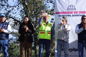 INICIA JAIRO MORALES REHABILITACIÓN DE CALLE EN SAN PEDRITO, HUIMILPAN