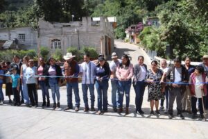1ERA ETAPA DE PAVIMENTACIÓN DE CALLE PRINCIPAL EN RÍO BLANCO EN PEÑAMILLER
