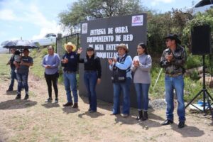PEÑAMILLER ENTREGA EQUIPAMIENTO DE RED DE AGUA ENTUBADA MEDIANTE PANELES SOLARES