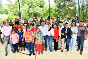 JALPAN FORTALECE EL ACCESO AL AGUA EN GUAYABOD CON ENTREGA DE TINACOS