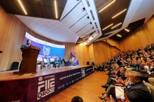 ASISTE FELIFER MACÍAS A LA INAUGURACIÓN DE LA FIIE 2025 PARA IMPULSAR INNOVACIÓN, EMPRENDIMIENTO Y GENERACIÓN DE EMPLEOS