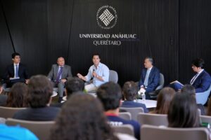 INVITA FELIFER MACÍAS A JÓVENES A CREAR CAMBIOS EN LA CIUDAD