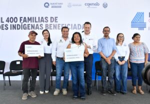 ENTREGA RUBÉN HERNÁNDEZ Y MAURICIO KURI 805 TINACOS A FAMILIAS DE COMUNIDADES INDÍGENAS EN JALPAN