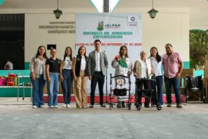 JALPAN ENTREGA 89 APARATOS ORTOPÉDICOS PARA FORTALECER LA SALUD COMUNITARIA