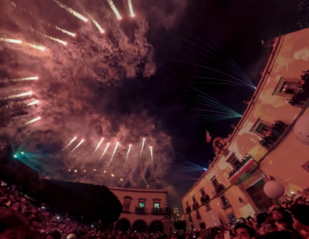SALDO BLANCO Y AMBIENTE FAMILIAR DURANTE LAS FIESTAS PATRIAS QUERÉTARO 2025