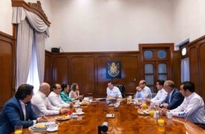 FORTALECE LAZOS GOBIERNO DEL ESTADO CON CÁMARAS EMPRESARIALES LOCALES