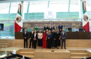 ENTREGA ERIC GUDIÑO A LA LXI LEGISLATURA EL CUARTO INFORME DEL PODER EJECUTIVO DEL ESTADO