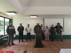 OSCAR PÉREZ MARTÍNEZ ESCUCHA Y TRABAJA DE LA MANO CON LAS AUTORIDADES AUXILIARES EN AMEALCO