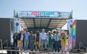 REALIZAN CON ÉXITO EL “SEGUNDO FESTIVAL DE LA MÁSCARA DE PALO, DANZAS Y XHITASES ÚNICOS Y DIFERENTES” EN LA VALLA, SJR