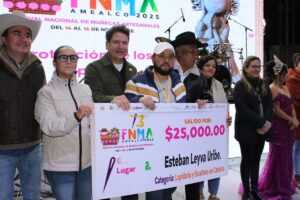 BRILLA LA INAUGURACIÓN DEL 13° FESTIVAL NACIONAL DE MUÑECAS ARTESANALES AMEALCO 2025