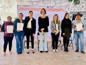 ENTREGAN TITULARES DE CULTURA Y TURISMO LOS PREMIOS DEL CONCURSO ESTATAL DE ARTESANÍAS 2025