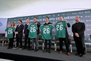 ASISTE FELIFER MACÍAS A LA PRESENTACIÓN DEL PARTIDO ENTRE LA SELECCIONES DE MÉXICO E ISLANDIA
