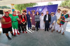 LLEVA SEDEQ PASTORELA NAVIDEÑAS A ESCUELAS DEL ESTADO