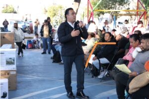 ENTREGA SEDESOQ APOYOS DEL PROGRAMA COINVERSIÓN SOCIAL EN TEQUISQUIAPAN
