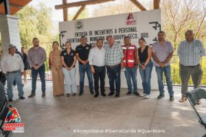 RECONOCIMIENTO AL ESFUERZO: ENTREGA FERNANDO SÁNCHEZ GIL INCENTIVOS POR UNA CIFRA CERCANA AL MILLÓN DE PESOS A PERSONAL EVENTUAL