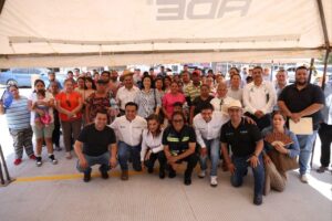 *ENTREGA LUIS NAVA OBRA SOCIAL EN JALPAN*