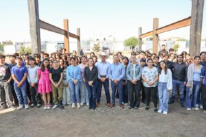 PRESIDENTE DEL MUNICIPIO DE PEDRO ESCOBEDO, BETO NAVA SUPERVISA INFRAESTRUCTURA EDUCATIVA EN COORDINACIÓN CON LA UAQ
