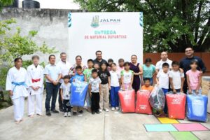 RUBÉN HERNÁNDEZ PONE EN MARCHA EL TALLER DE KARATE DON “POLICÍA JUNIOR” EN EL ALBERGUE INFANTIL