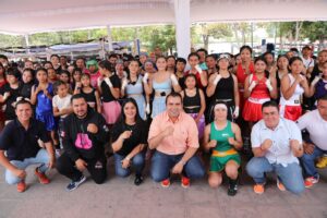 TRIUNFA MIREYA MARTÍNEZ DE COLÓN EN TORNEO NACIONAL DE BOXEO FEMENIL