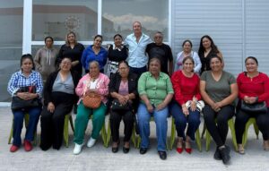 MARIO CALZADA FORTALECE TRABAJO TERRITORIAL CON LIDERAZGOS DE EL MARQUÉS