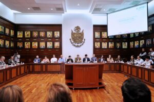 ACUDE FELIFER MACÍAS A LA SEGUNDA SESIÓN ORDINARIA DEL CONSEJO ESTATAL CONTRA LAS ADICCIONES