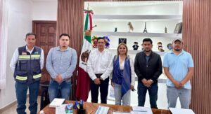 CON LA FINALIDAD DE REVISAR EL AVANCE DE LAS OBRAS ELÉCTRICAS QUE ACTUALMENTE SE EJECUTAN EN EL MUNICIPIO DE PINAL DE AMOLES,