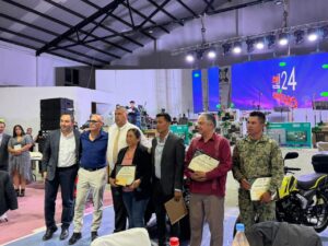 EL GOBIERNO MUNICIPAL DE TOLIMÁN RECONOCIÓ LA INVALUABLE LABOR DE LAS MAESTRAS Y MAESTROS DEL MUNICIPIO