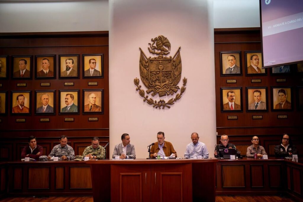 EL FISCAL GENERAL DEL ESTADO DE QUERÉTARO, VÍCTOR ANTONIO DE JESÚS HERNÁNDEZ, PARTICIPÓ EN LA SEGUNDA SESIÓN DEL CONSEJO ESTATAL DE PROTECCIÓN CIVIL,