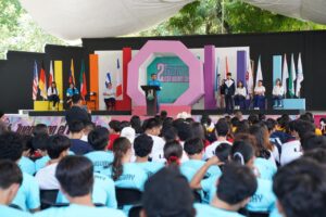 INAUGURAN CON GRAN ENTUSIASMO EL 2° FESTIVAL ESTUDIANTIL EN JALPAN DE SERRA