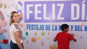 CELEBRA SEDIF DÍA DE LA NIÑEZ EN EL CAS CARMELITA BALLESTEROS