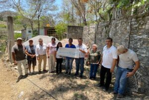 TRABAJO COORDINADO IMPULSA MEJORA DE CALLES EN ACATITLÁN DEL RÍO DE JALPAN