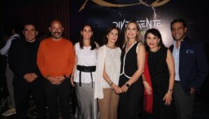 ASISTE CAR HERRERA A PASARELA CON CAUSA EN APOYO A NIÑAS, NIÑOS Y ADOLESCENTES DEL SEDIF